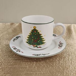 Panstone Christmas Cup and Saucer Set